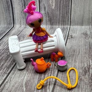 Lalaloopsy Sahara Mirage doll with accessories